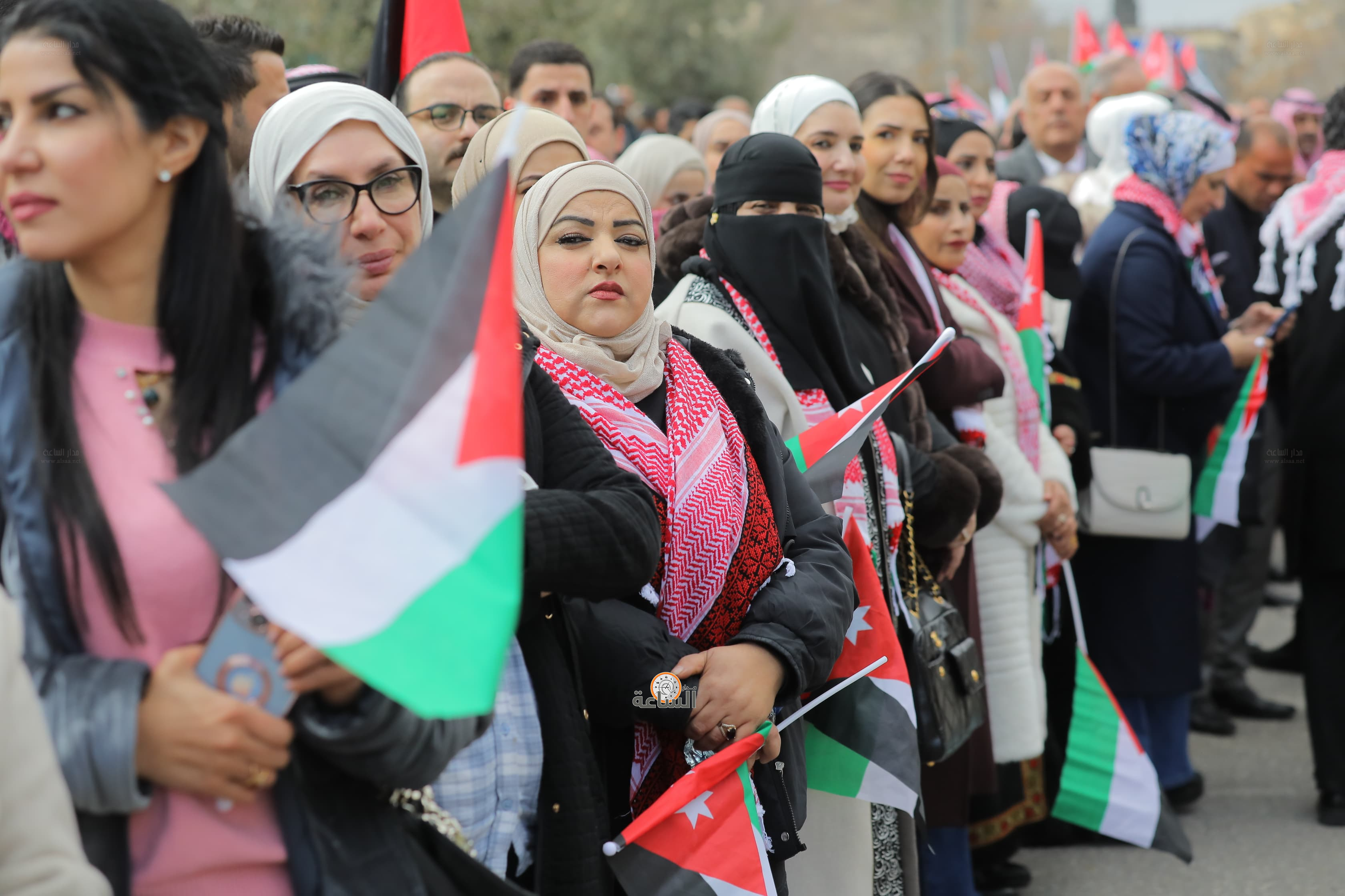 Madar Al-Saa Images 0.40626477133400885