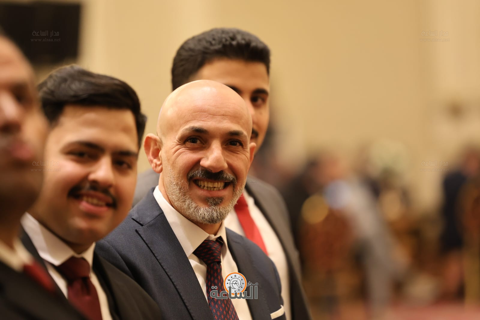 Madar Al-Saa Images 0.9141726465154099