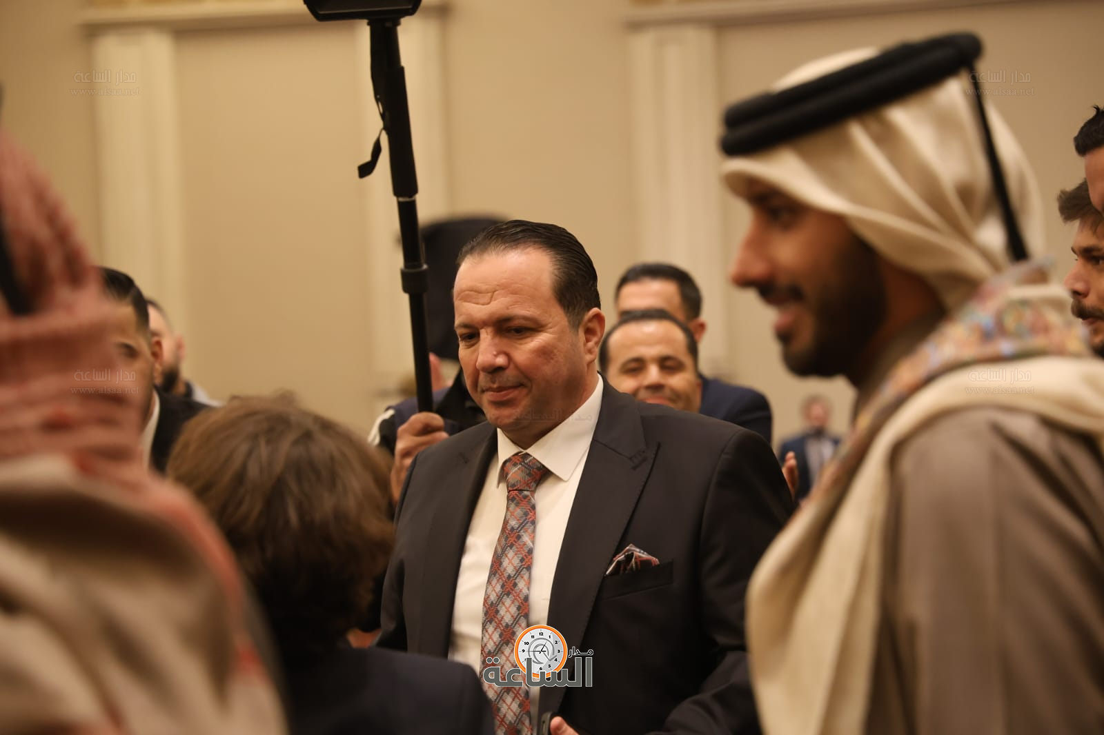 Madar Al-Saa Images 0.7254096330181832