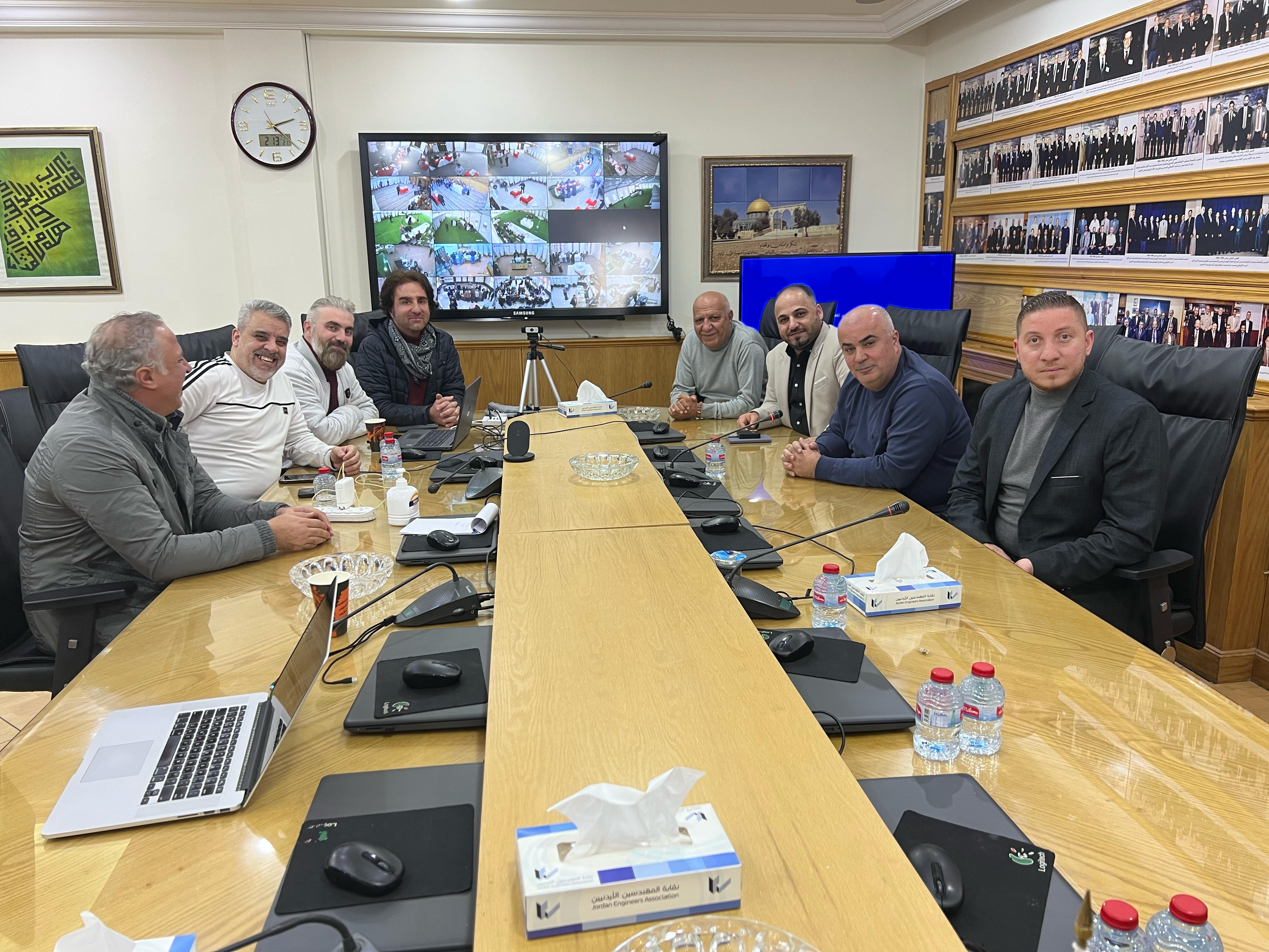 Madar Al-Saa Images 0.9207567505661267