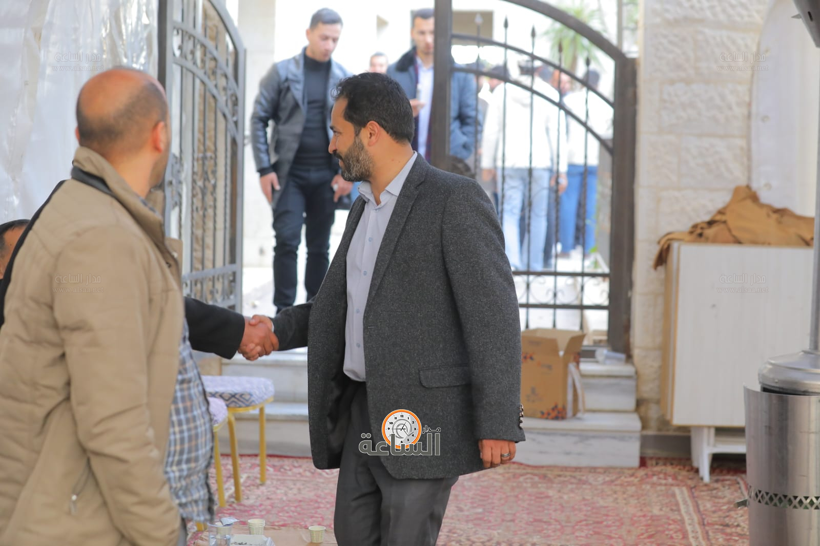 Madar Al-Saa Images 0.5454055551923025