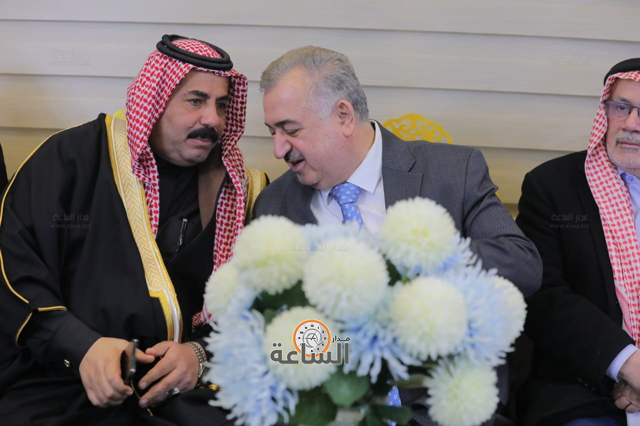 Madar Al-Saa Images 0.9971997180434571