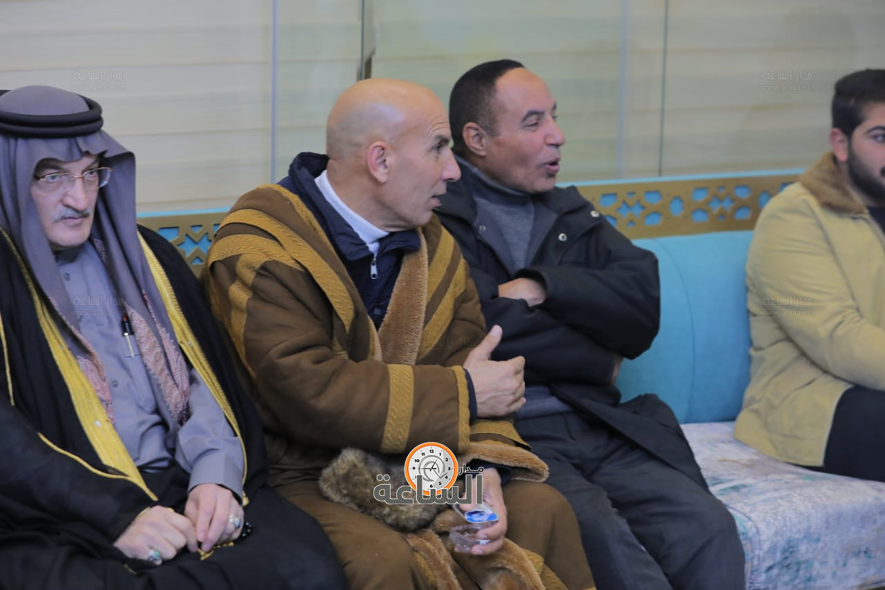 Madar Al-Saa Images 0.8729741746737105