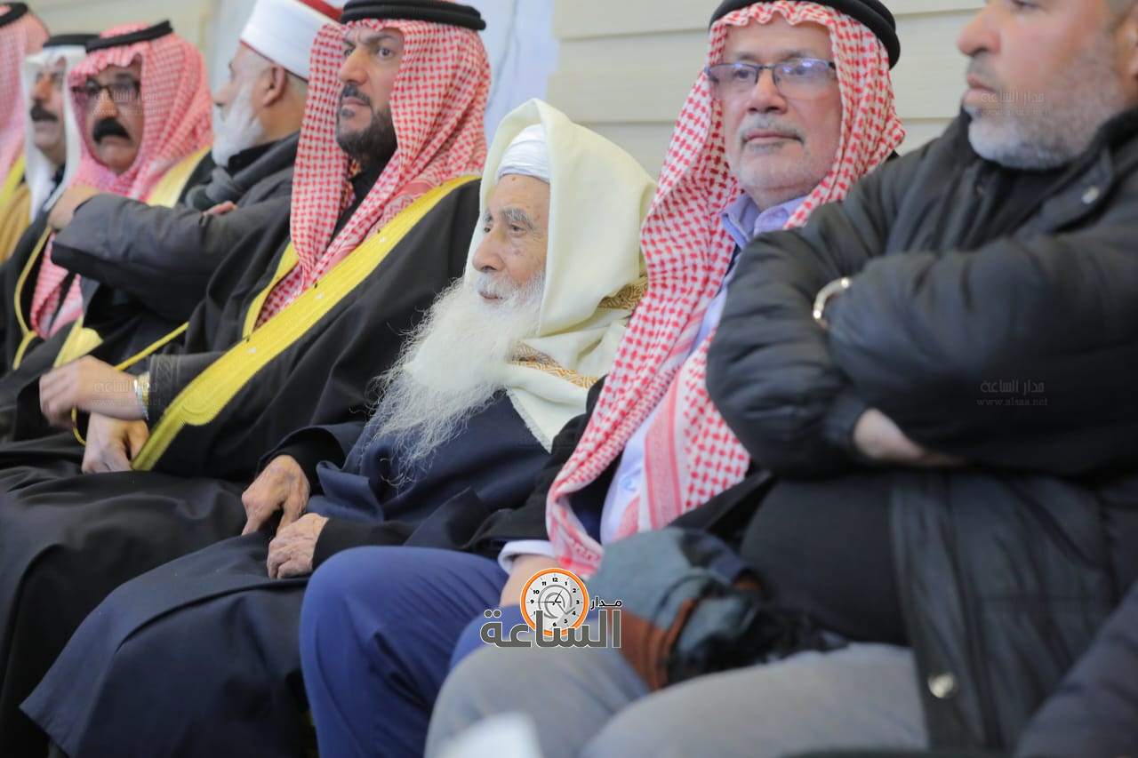 Madar Al-Saa Images 0.717440809842979