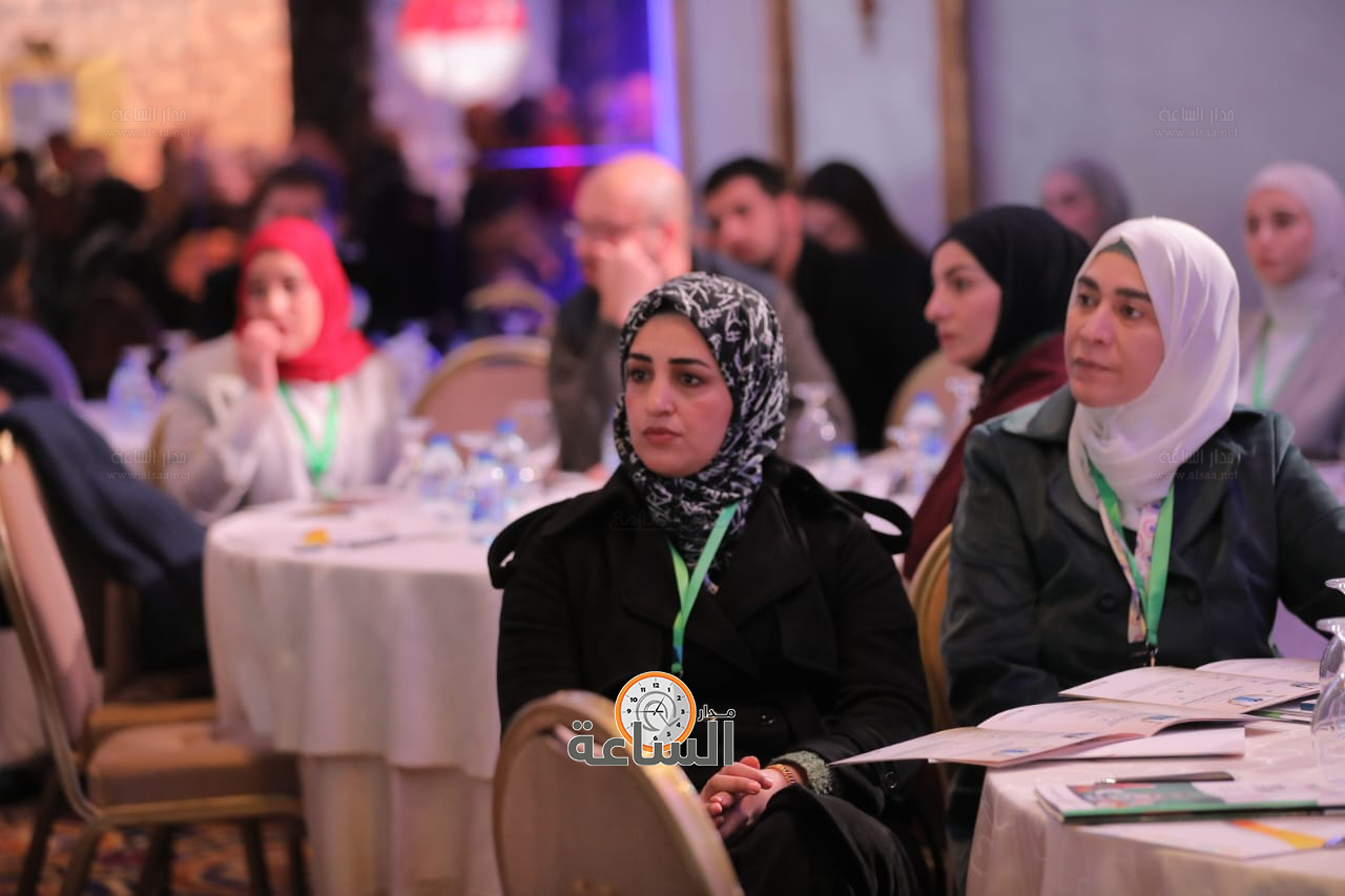 Madar Al-Saa Images 0.24150624137132426