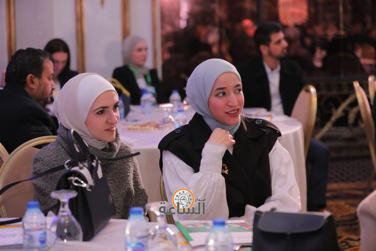 Madar Al-Saa Images 0.011249077575588906