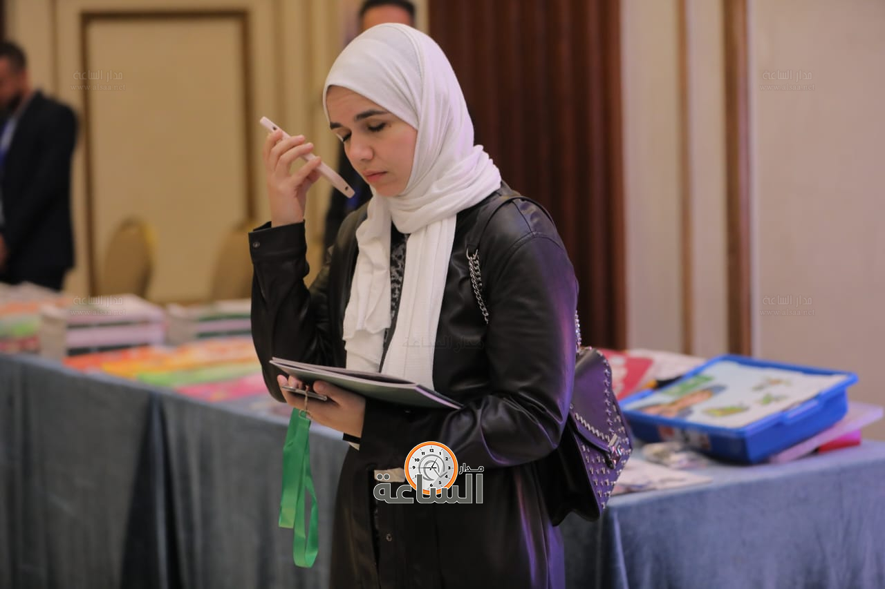 Madar Al-Saa Images 0.3200935721955358