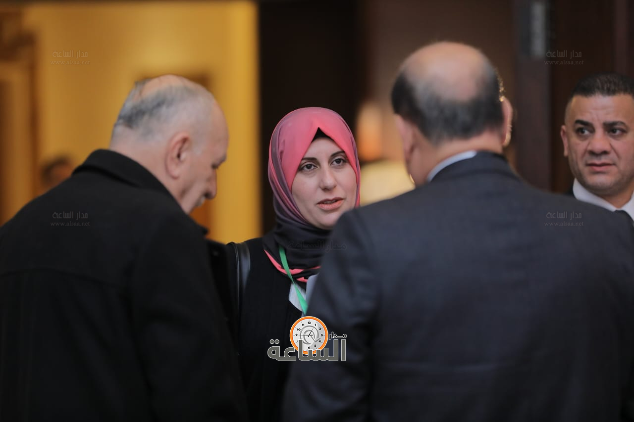 Madar Al-Saa Images 0.6134112594472634