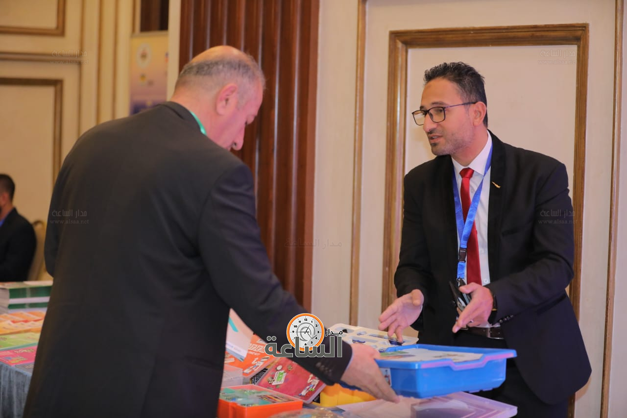 Madar Al-Saa Images 0.16593120575998288