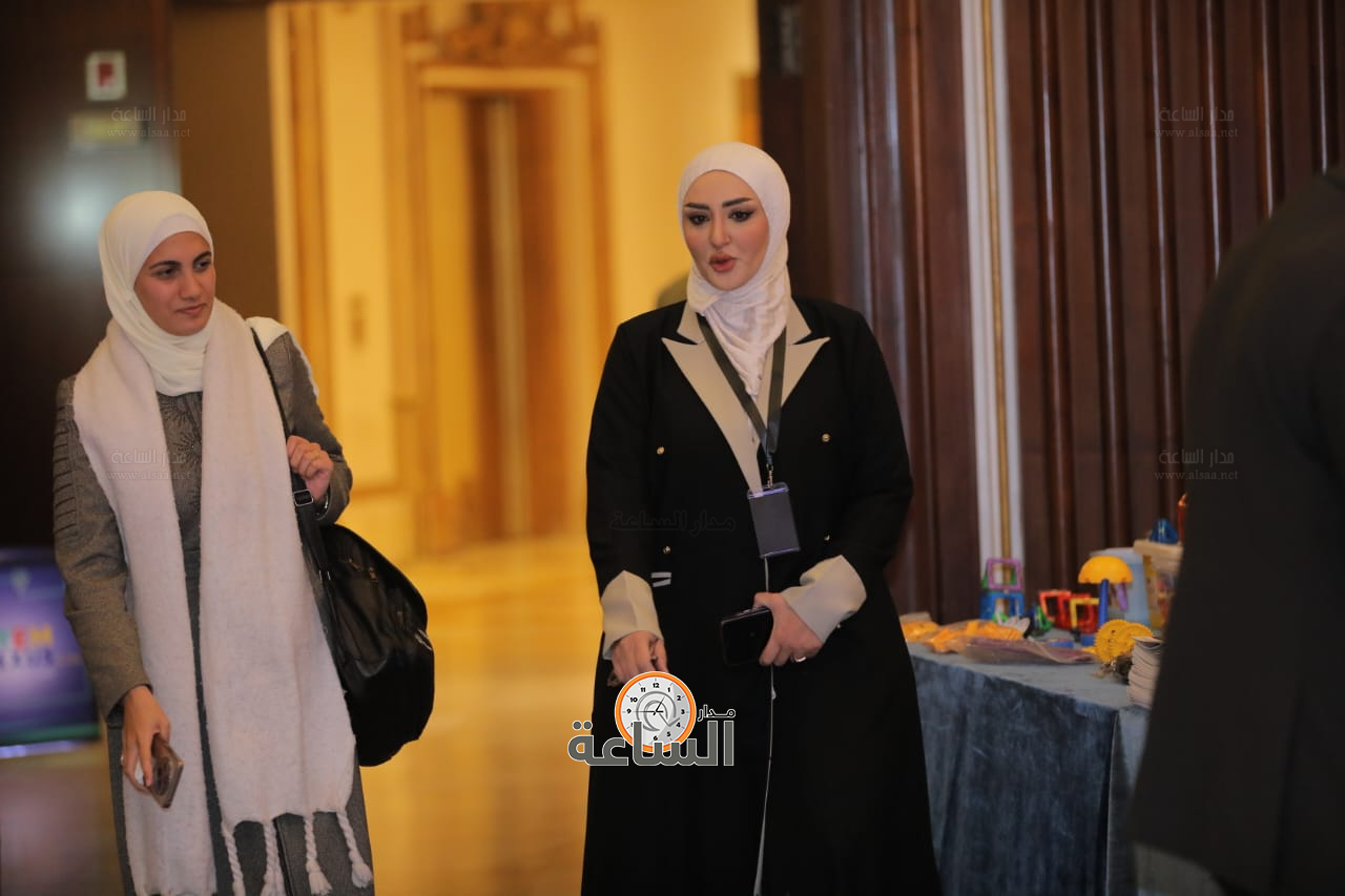 Madar Al-Saa Images 0.6932593059967076