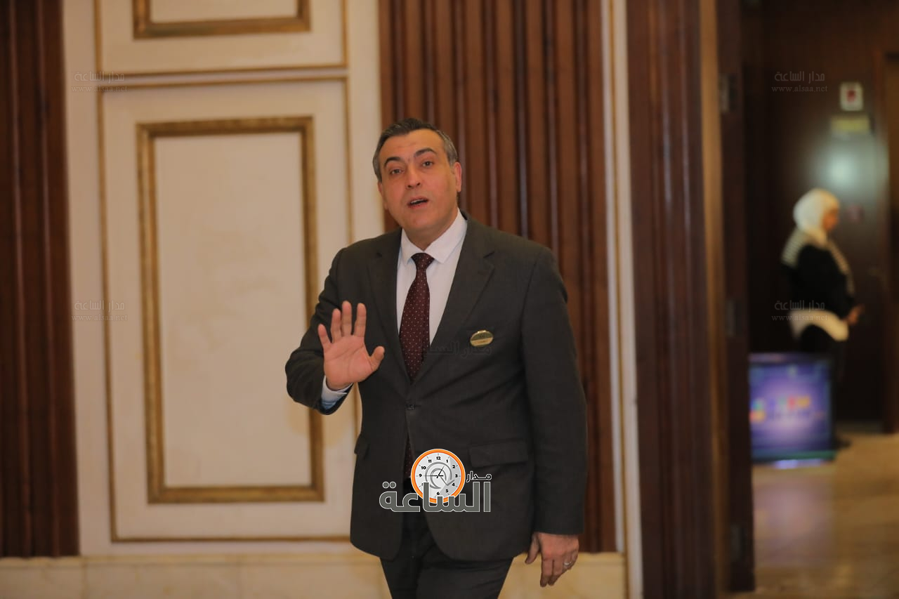 Madar Al-Saa Images 0.9672231890883032