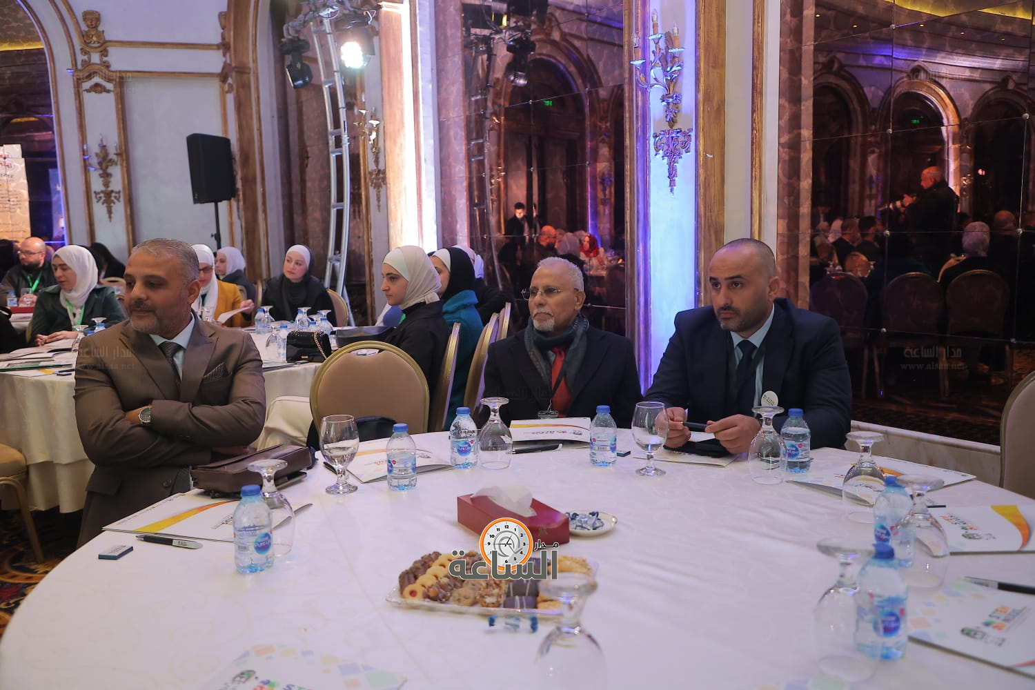 Madar Al-Saa Images 0.9717650846134289