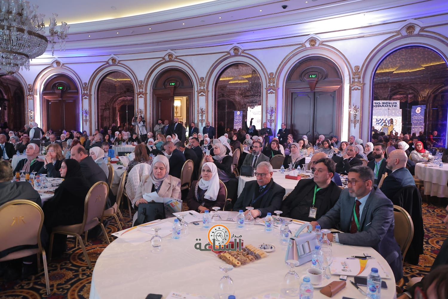 Madar Al-Saa Images 0.4325173355552283