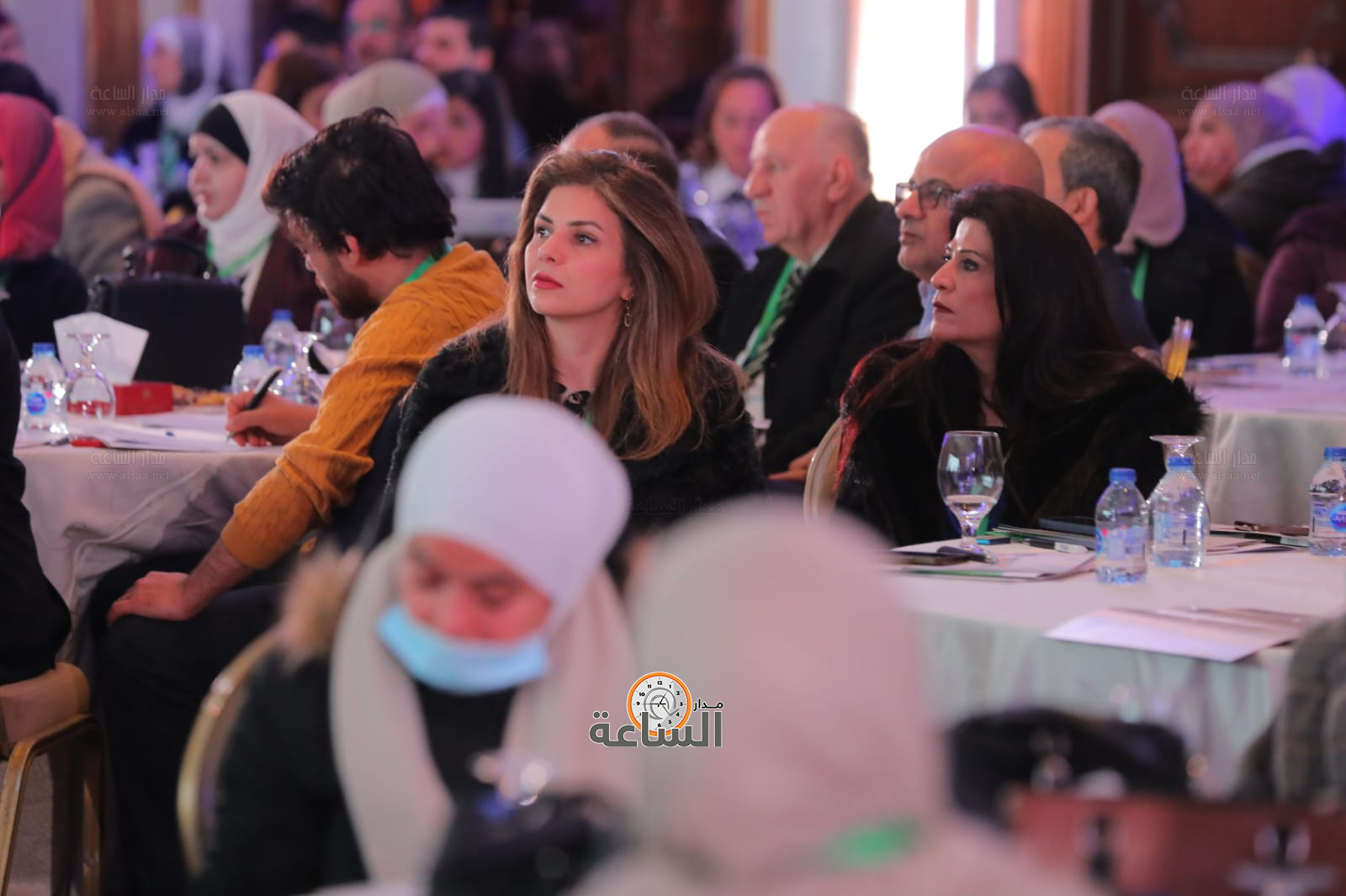 Madar Al-Saa Images 0.41351627172889827