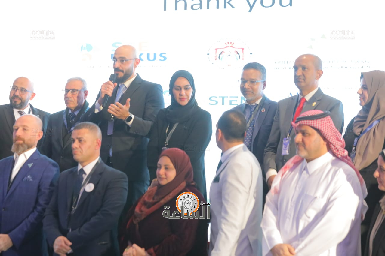 Madar Al-Saa Images 0.28419082183520317