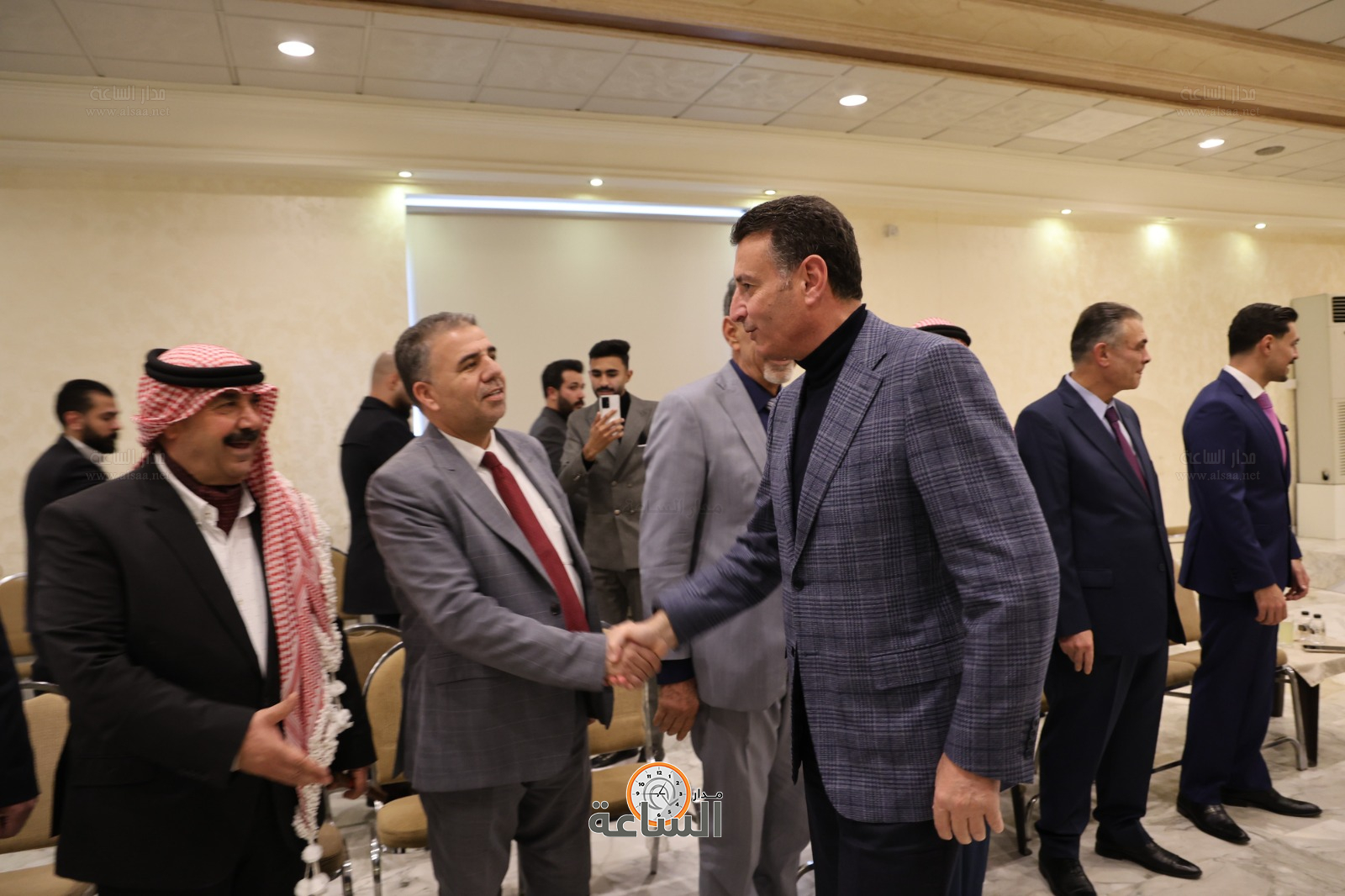 Madar Al-Saa Images 0.5168789313466275