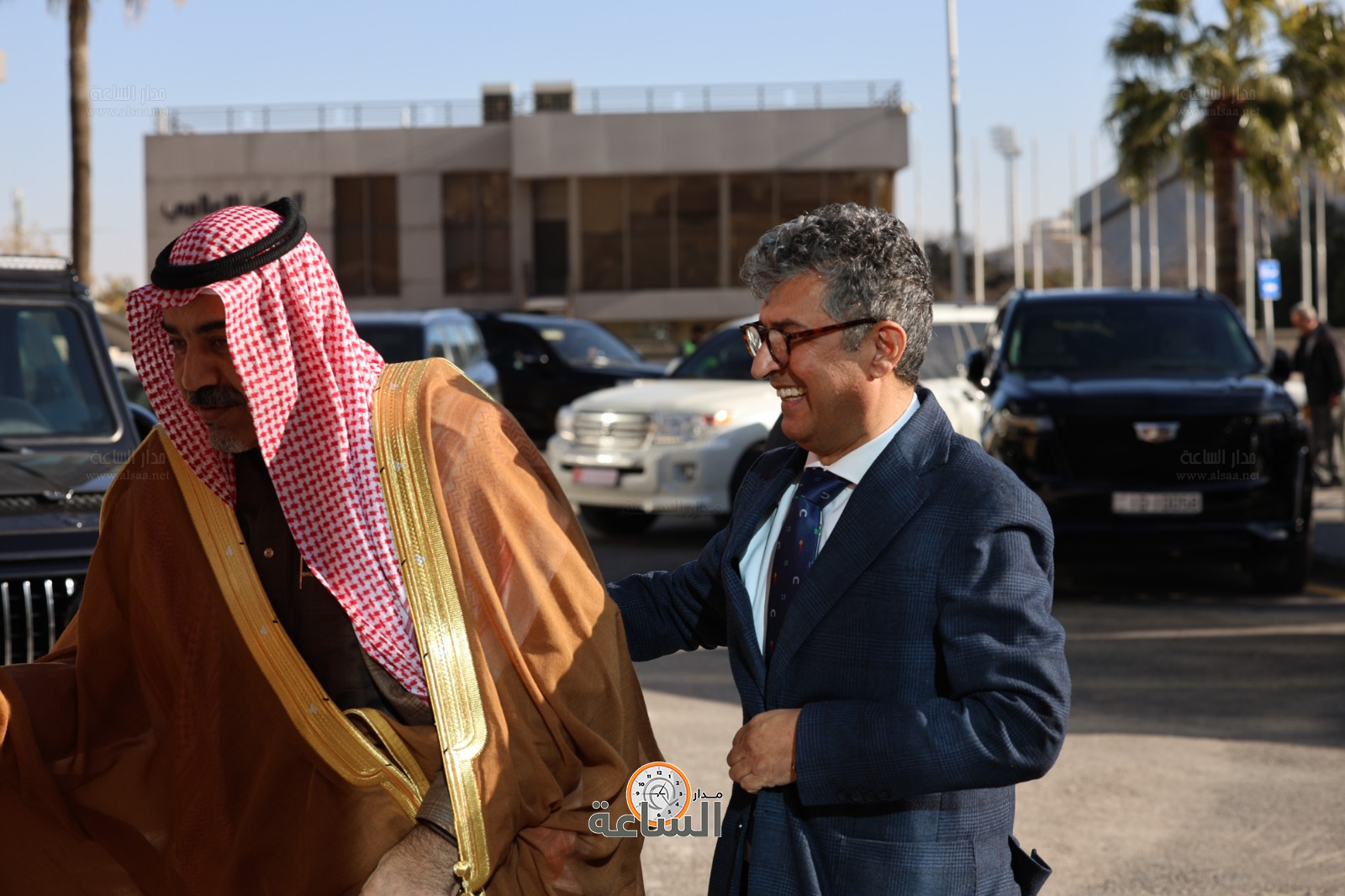 Madar Al-Saa Images 0.4144108949769594