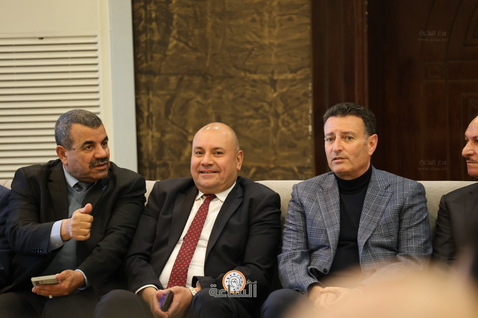 Madar Al-Saa Images 0.6981742577059726