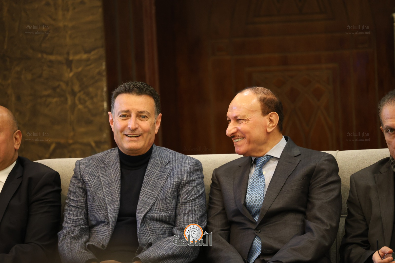 Madar Al-Saa Images 0.6944336373249513