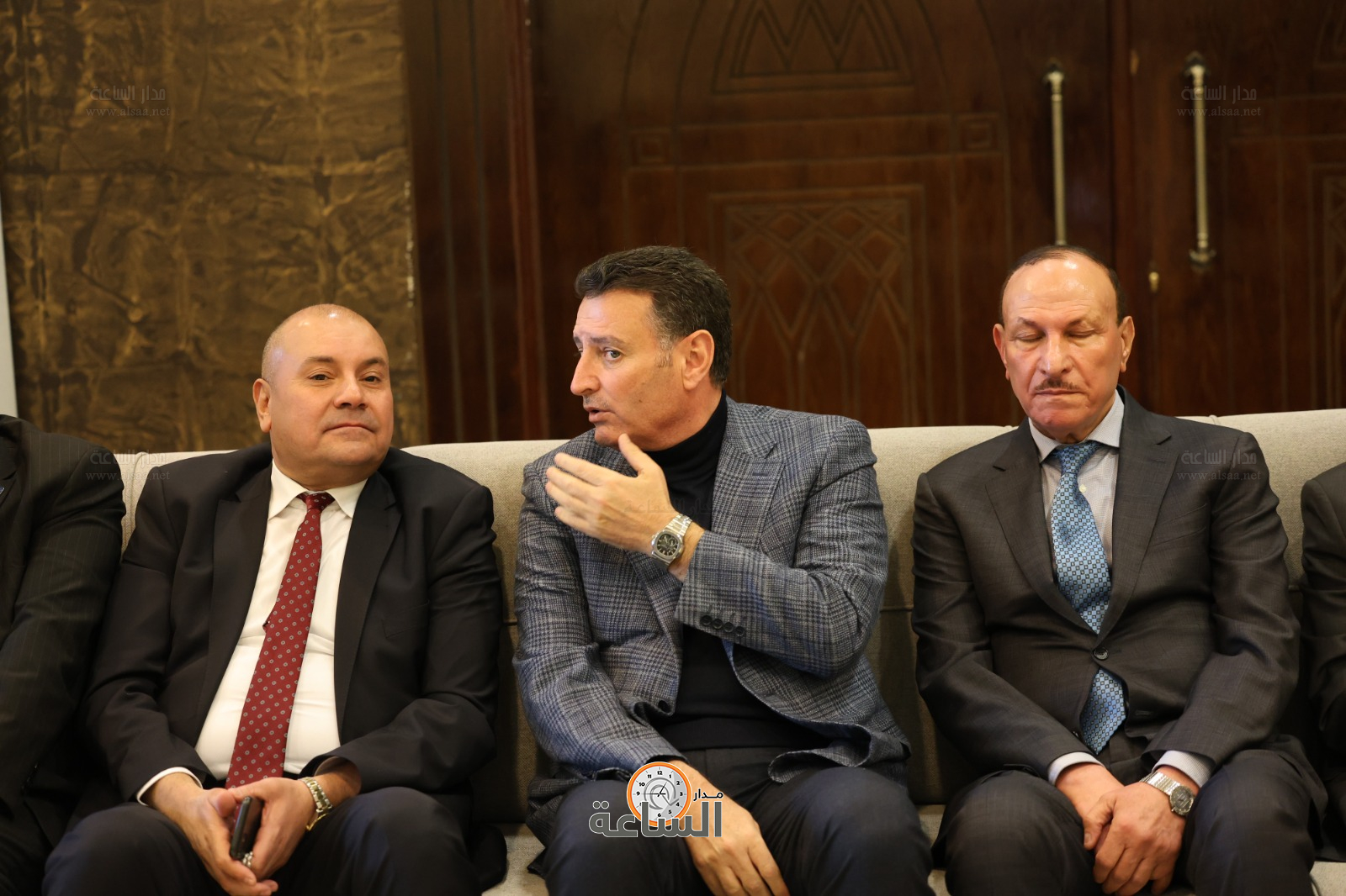 Madar Al-Saa Images 0.13472141372210888