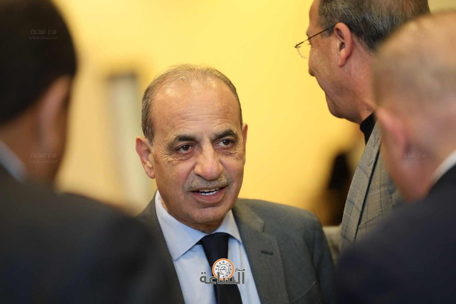 Madar Al-Saa Images 0.8882223067602926