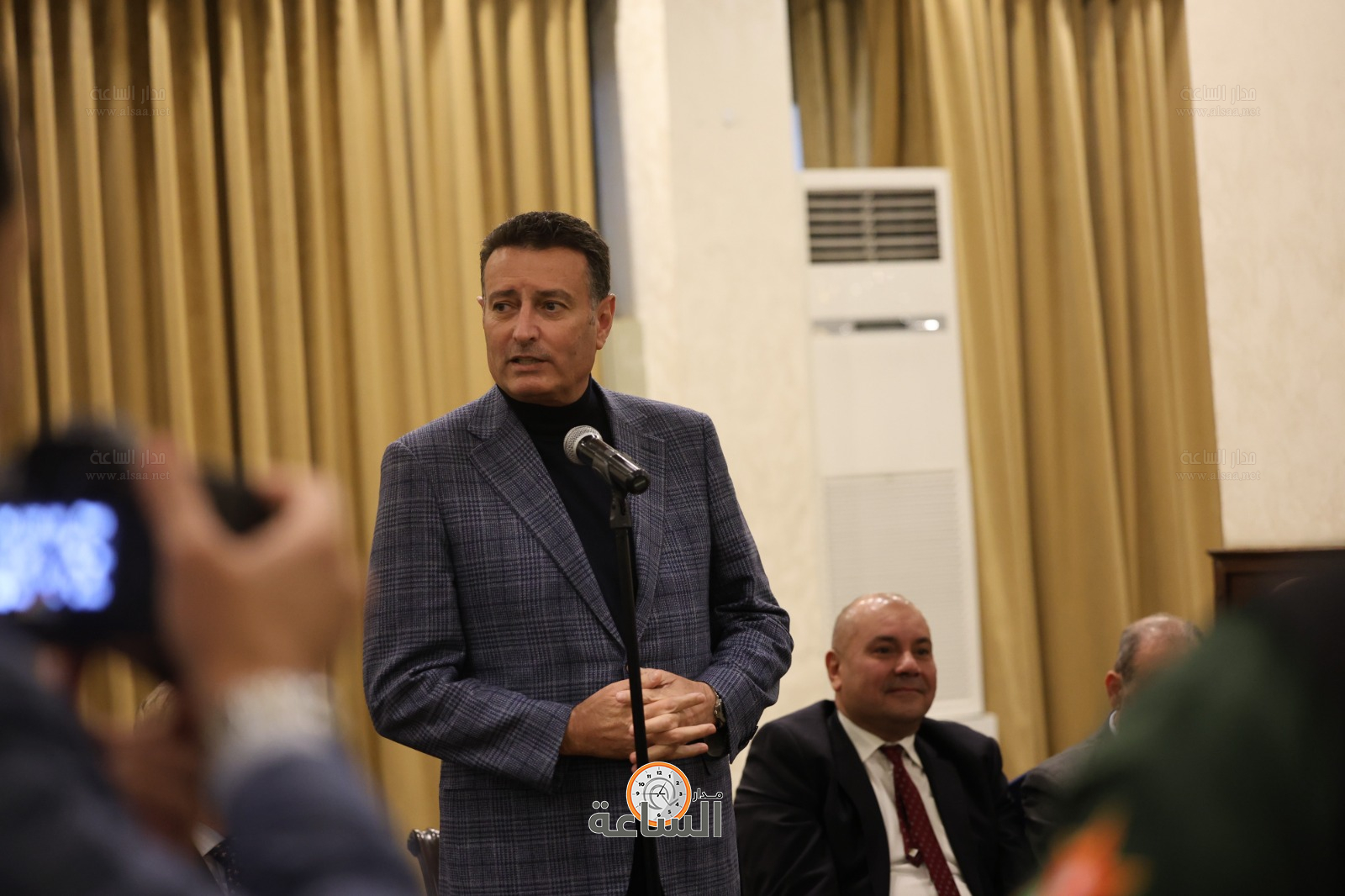 Madar Al-Saa Images 0.08066224795246657