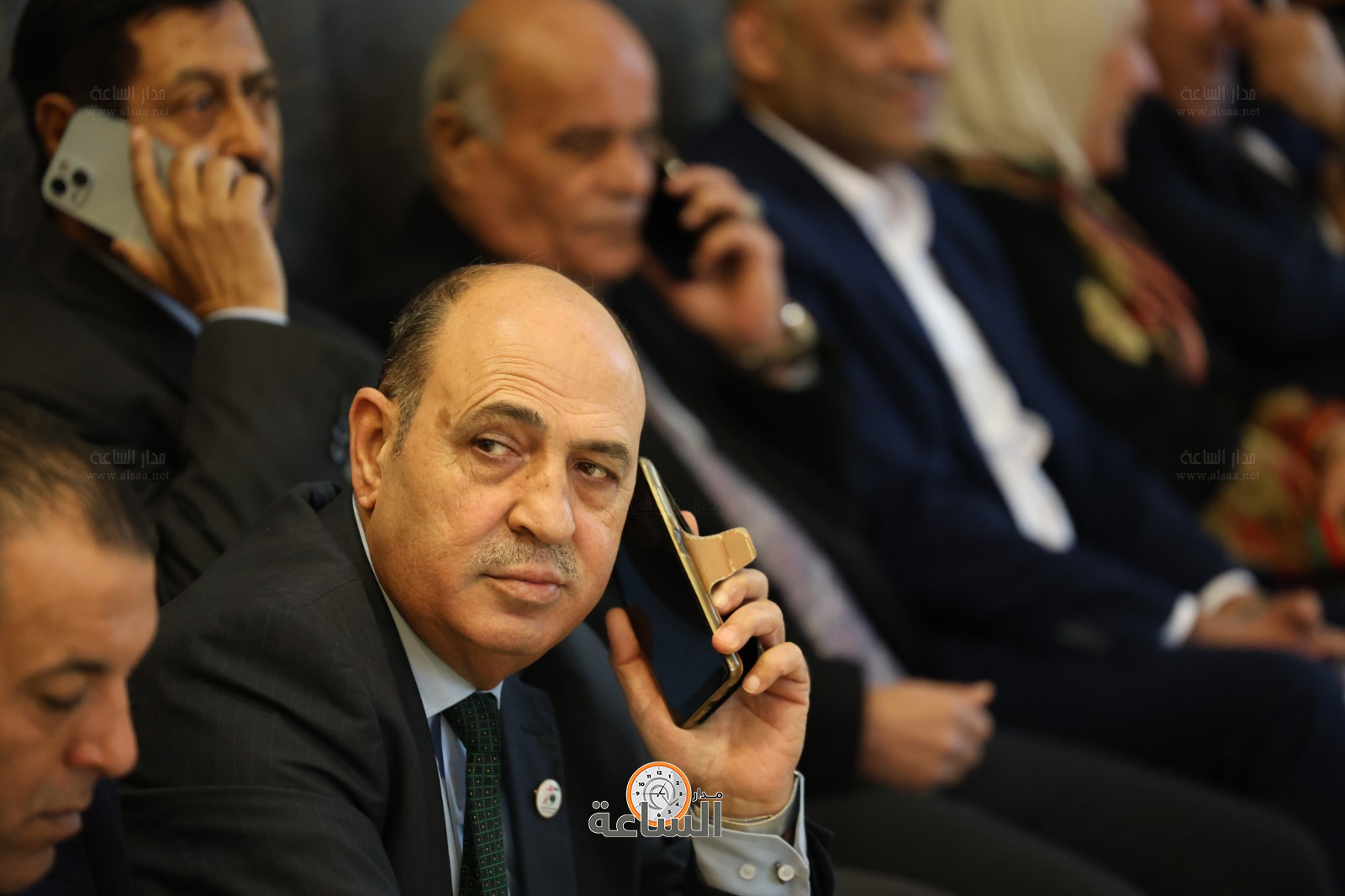 Madar Al-Saa Images 0.9392525441356441