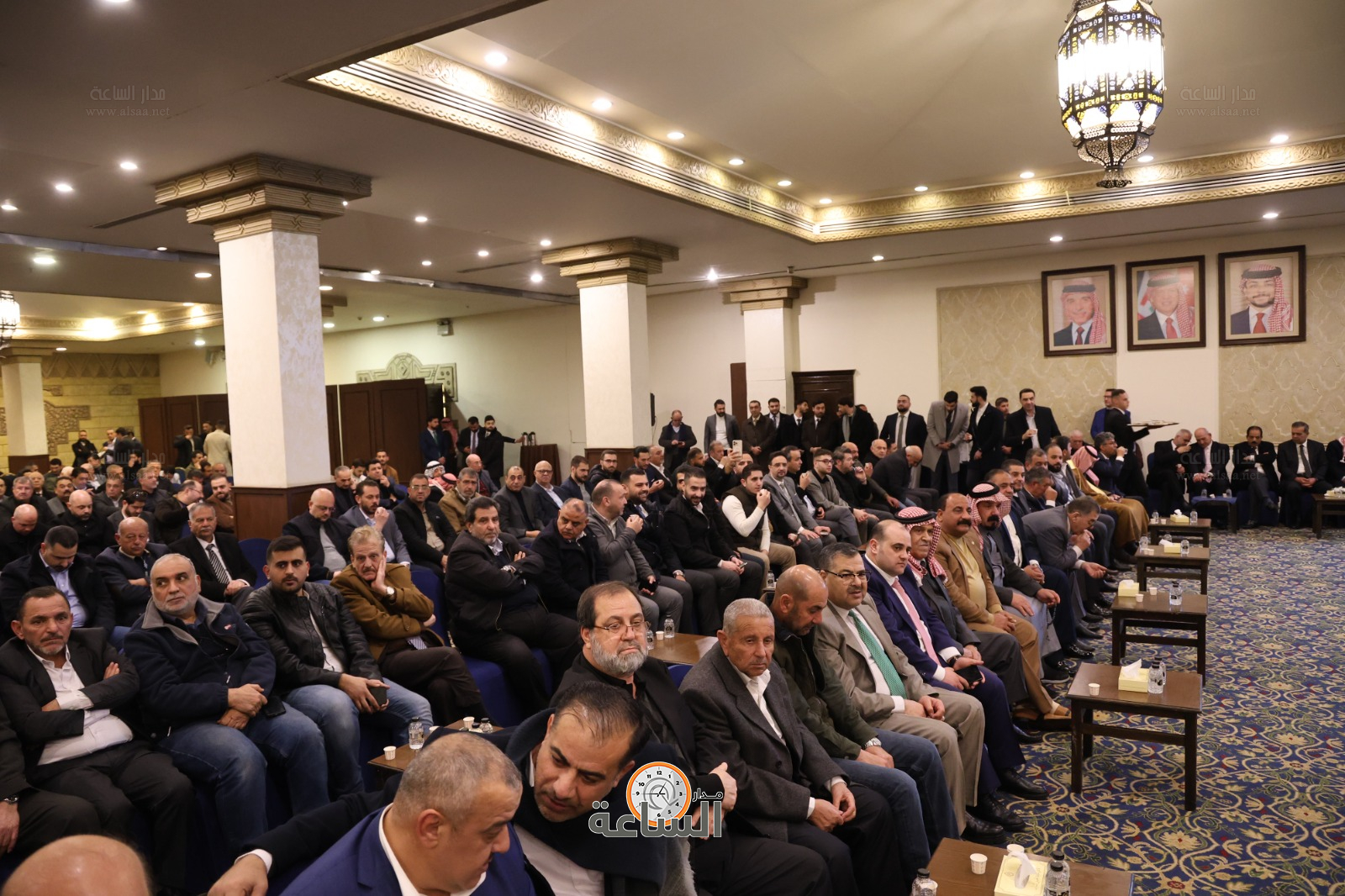 Madar Al-Saa Images 0.10846570595380611