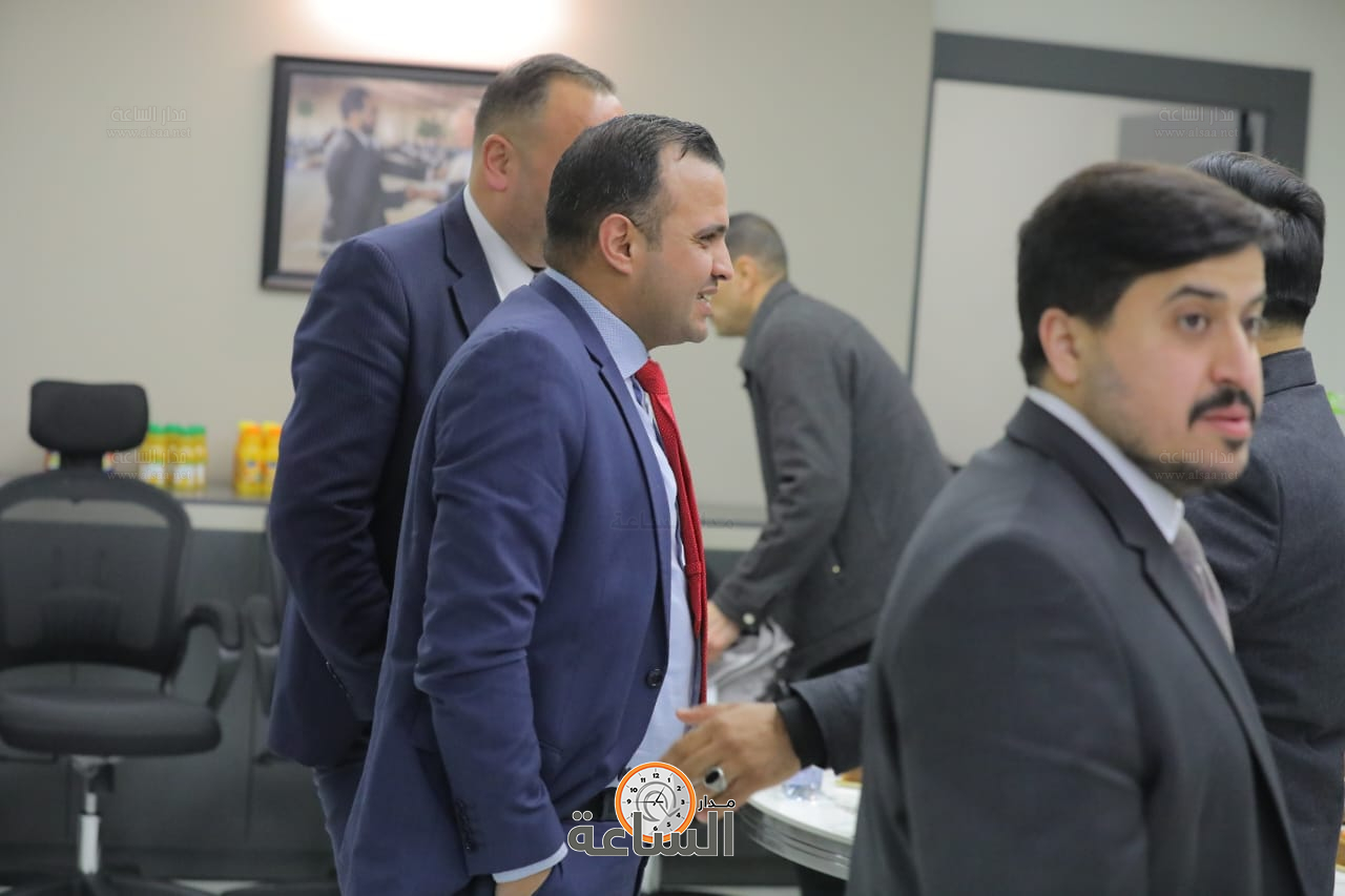 Madar Al-Saa Images 0.6152179111977372