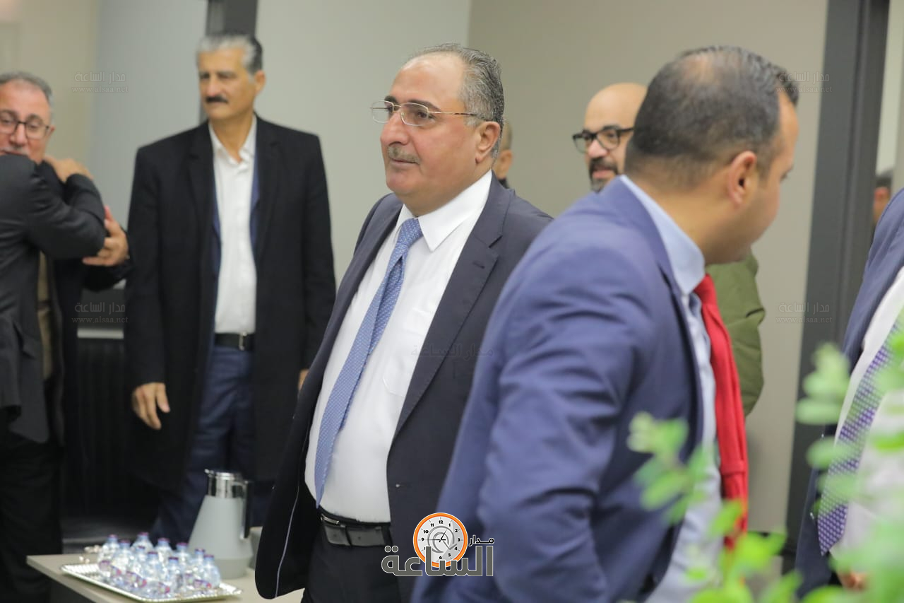 Madar Al-Saa Images 0.34007467158952354