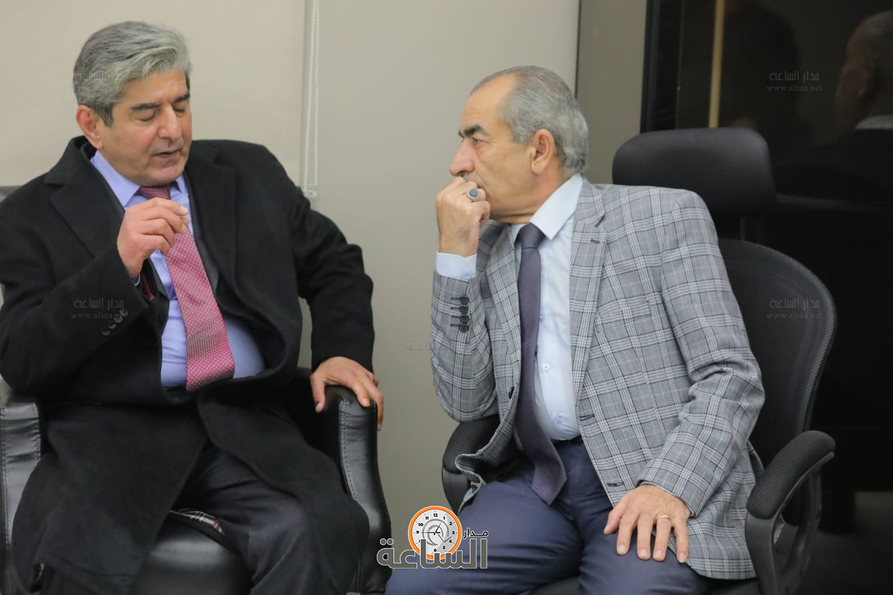 Madar Al-Saa Images 0.5398570619287537