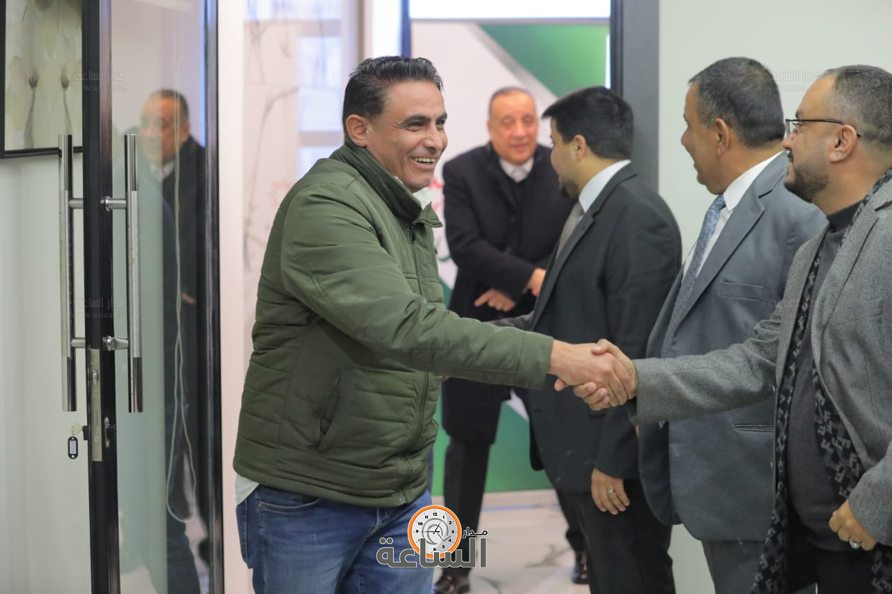 Madar Al-Saa Images 0.9586147390775275