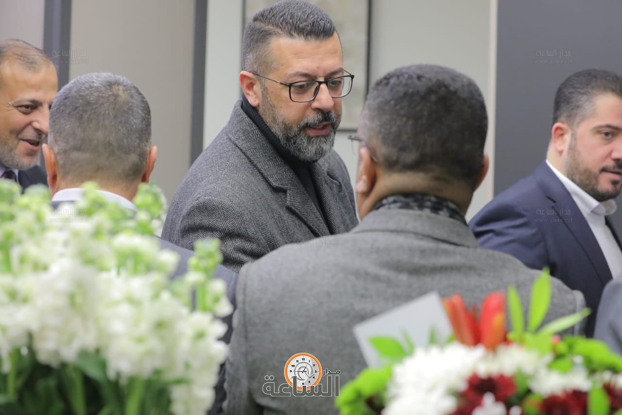 Madar Al-Saa Images 0.03148864938910245