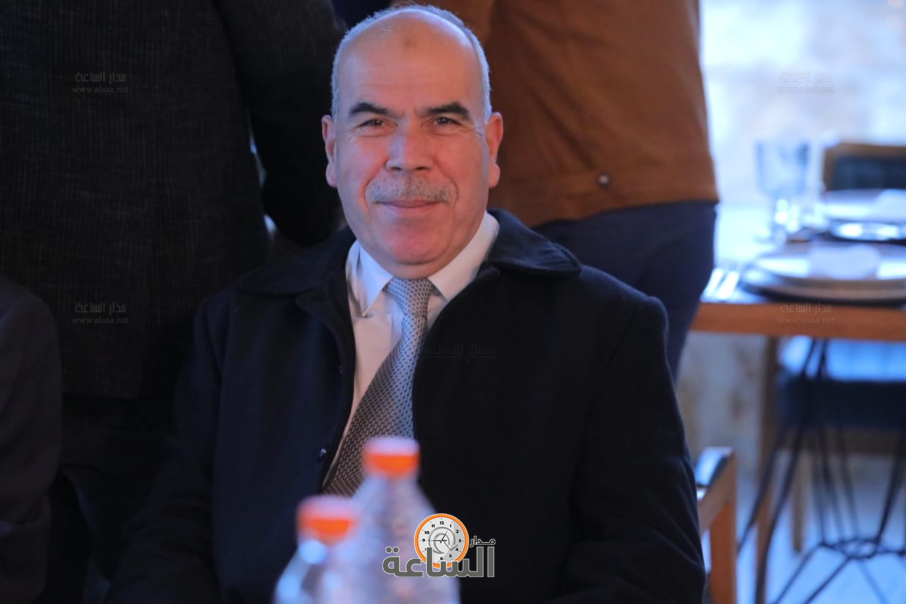 Madar Al-Saa Images 0.894192417819675