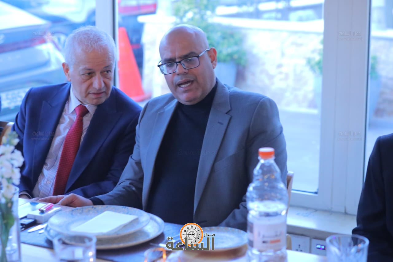 Madar Al-Saa Images 0.12002042047445349