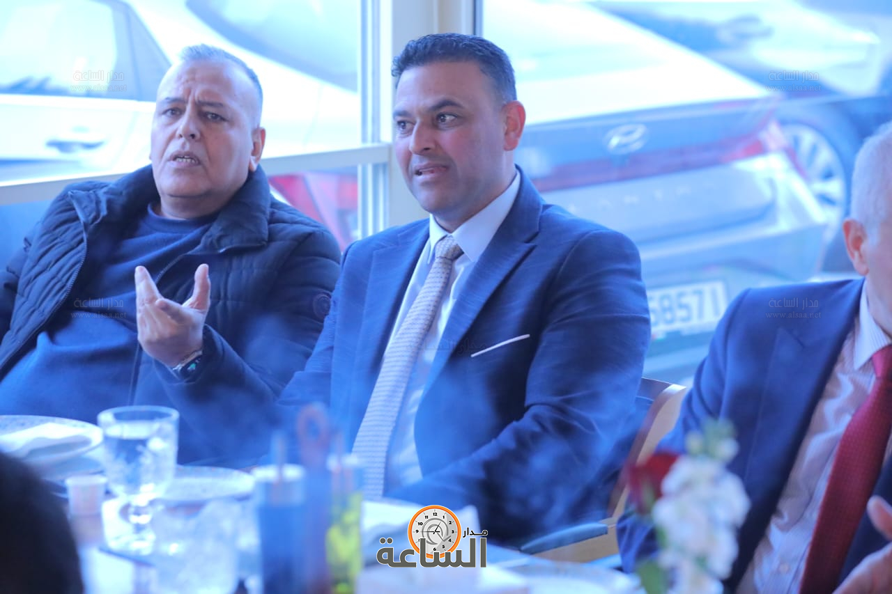 Madar Al-Saa Images 0.7975465215205646