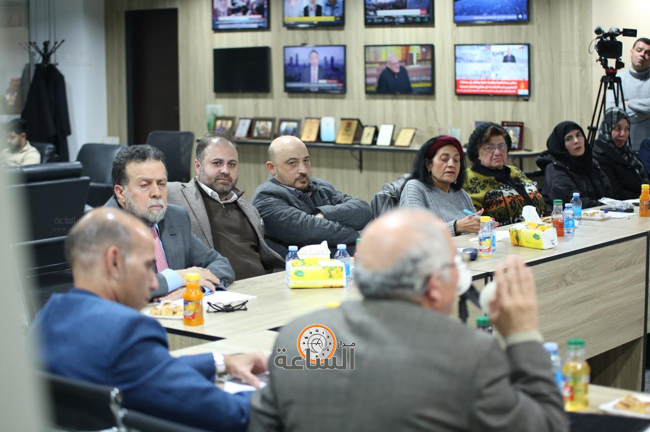 Madar Al-Saa Images 0.20453703005149548