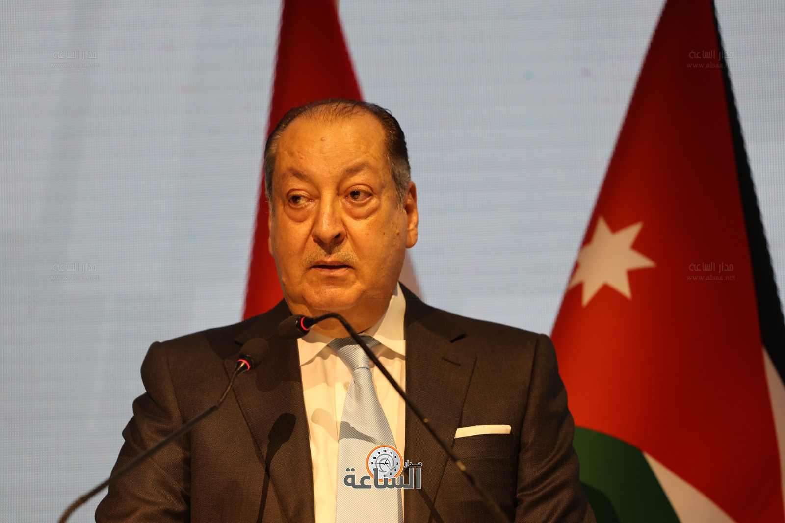 Madar Al-Saa Images 0.7896177094870878