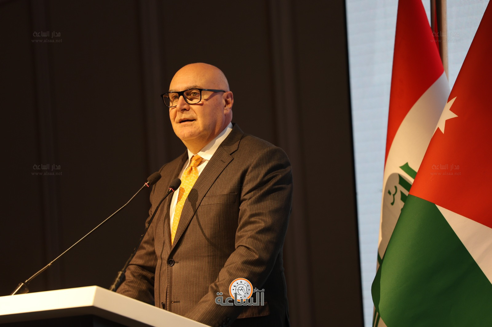 Madar Al-Saa Images 0.8900303742415556