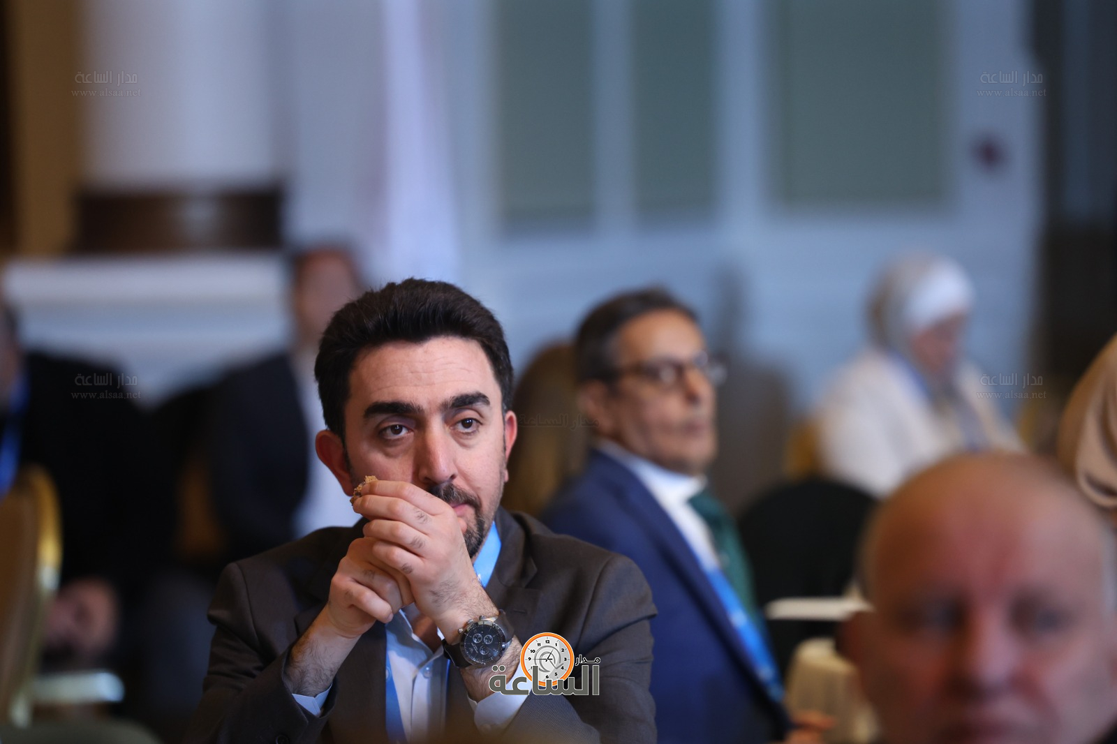 Madar Al-Saa Images 0.6279278438061318