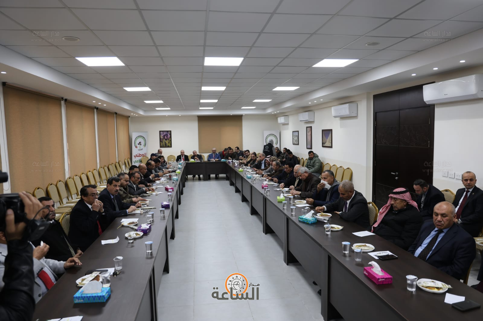 Madar Al-Saa Images 0.3267206498066326