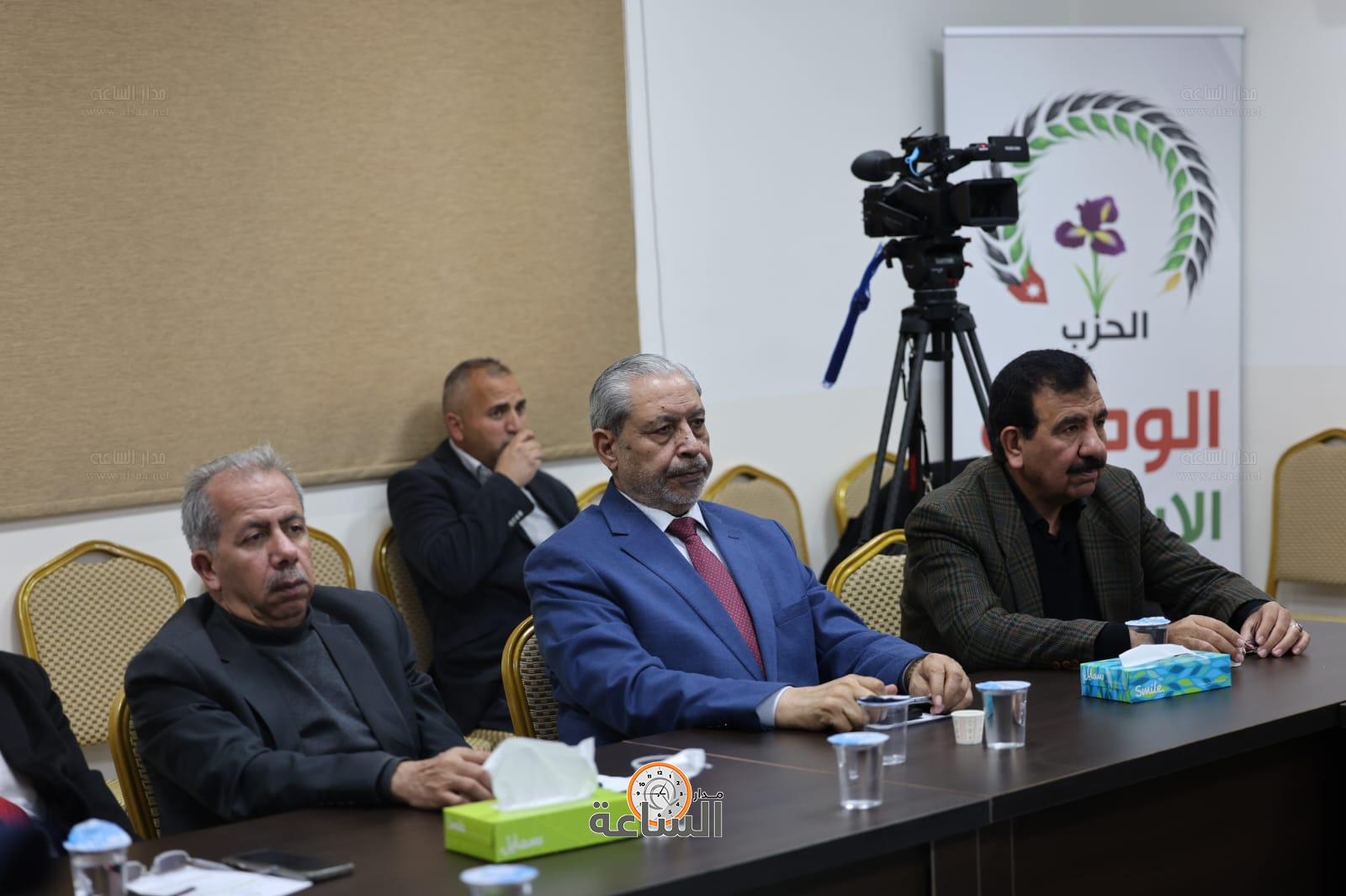 Madar Al-Saa Images 0.4114810394655182