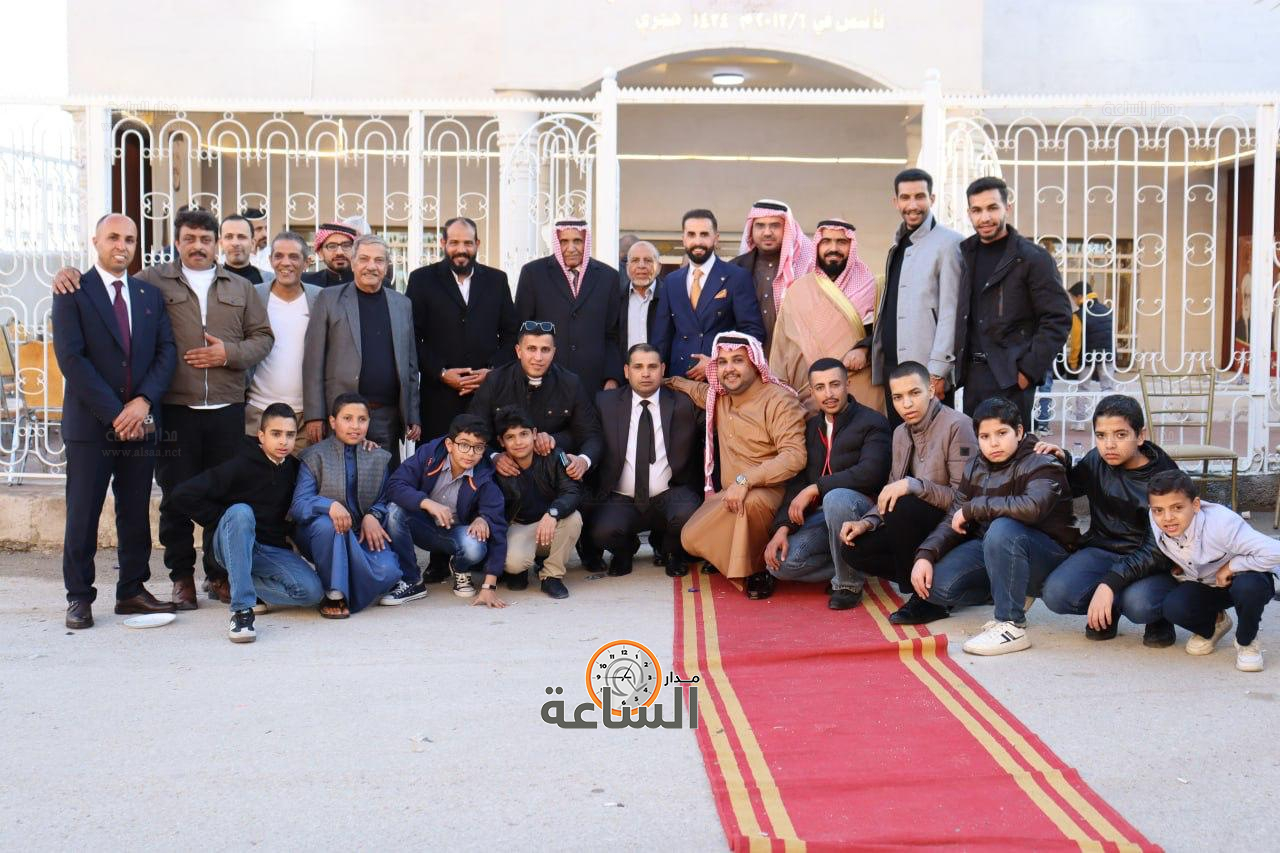 Madar Al-Saa Images 0.7308176750615449