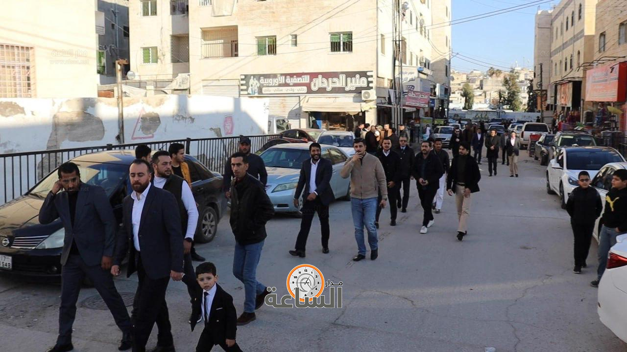 Madar Al-Saa Images 0.8317619011569684