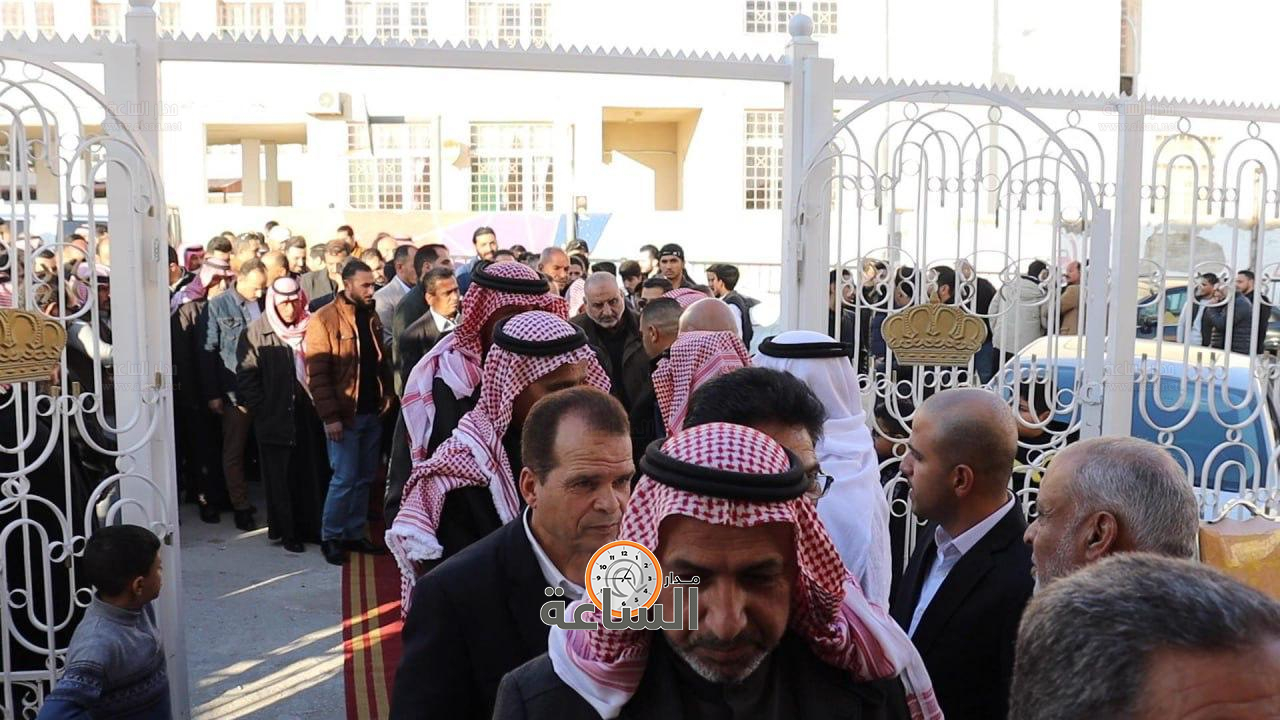 Madar Al-Saa Images 0.2767378040328199