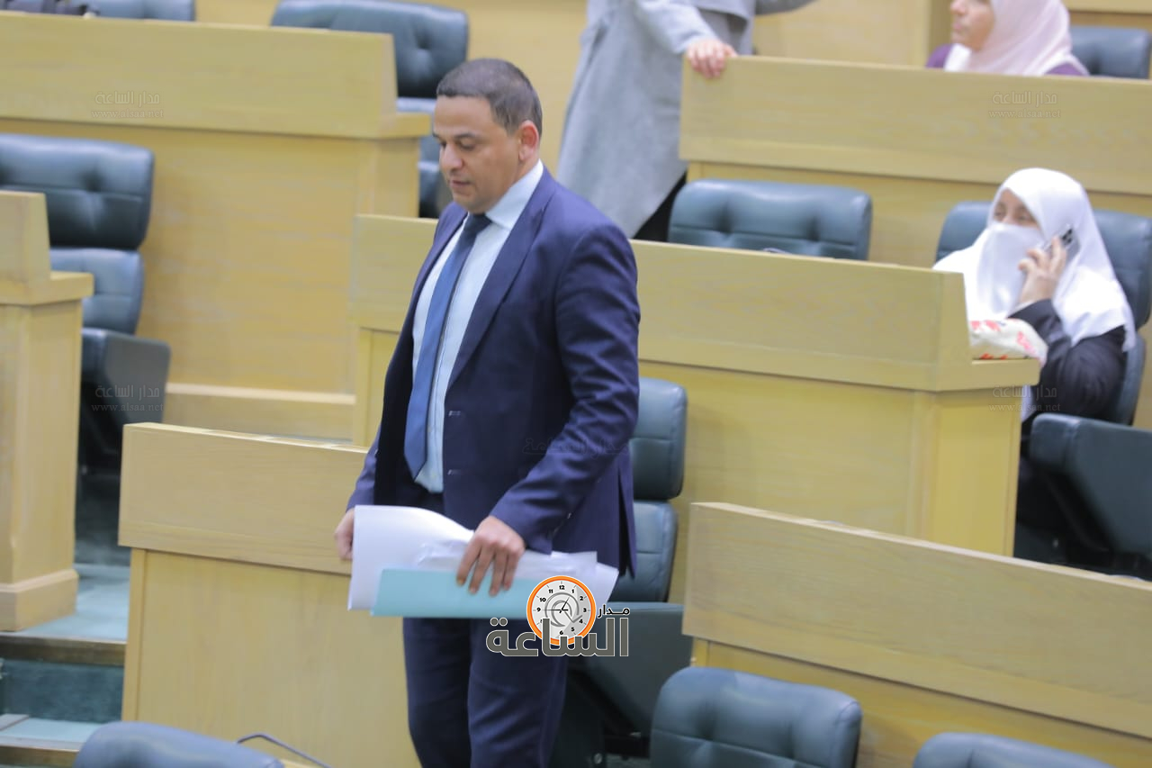 Madar Al-Saa Images 0.7439241461962676