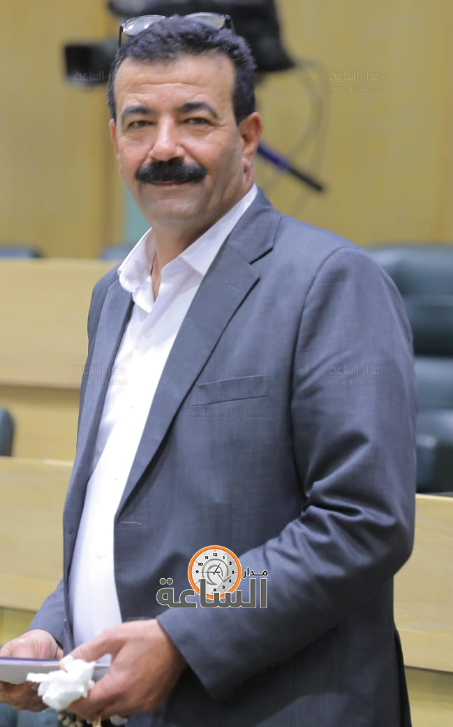 Madar Al-Saa Images 0.839841437449486