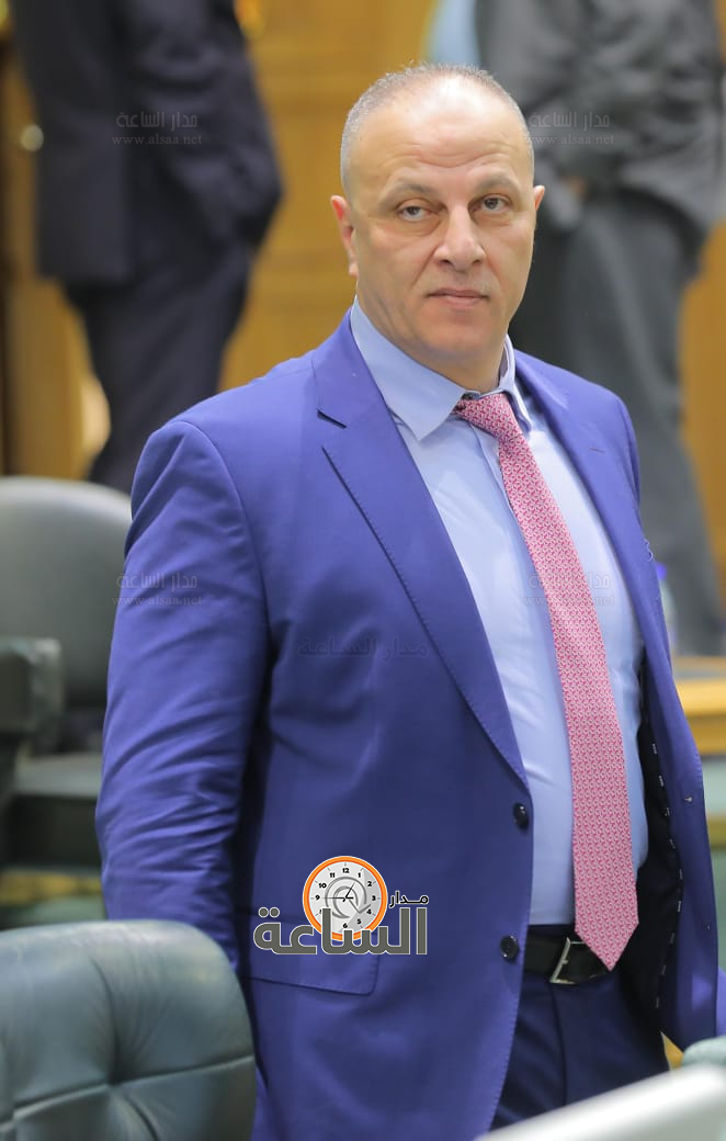 Madar Al-Saa Images 0.38799232008474593