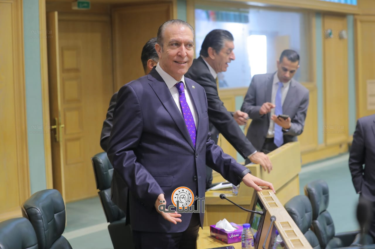 Madar Al-Saa Images 0.3886659991550876