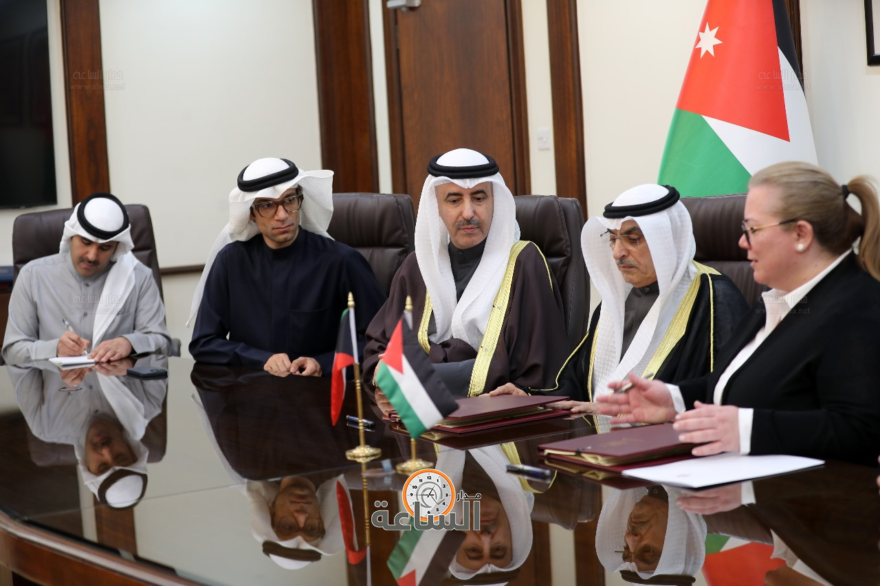 Madar Al-Saa Images 0.9475209452393774